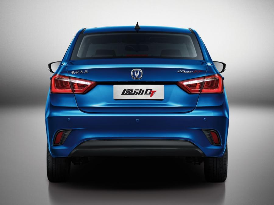  ChangAn Eado DT 2018 года  (фото 9 из 15)